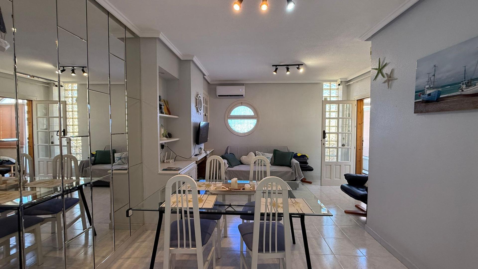 Garden in bungalow for sale in Torrevieja