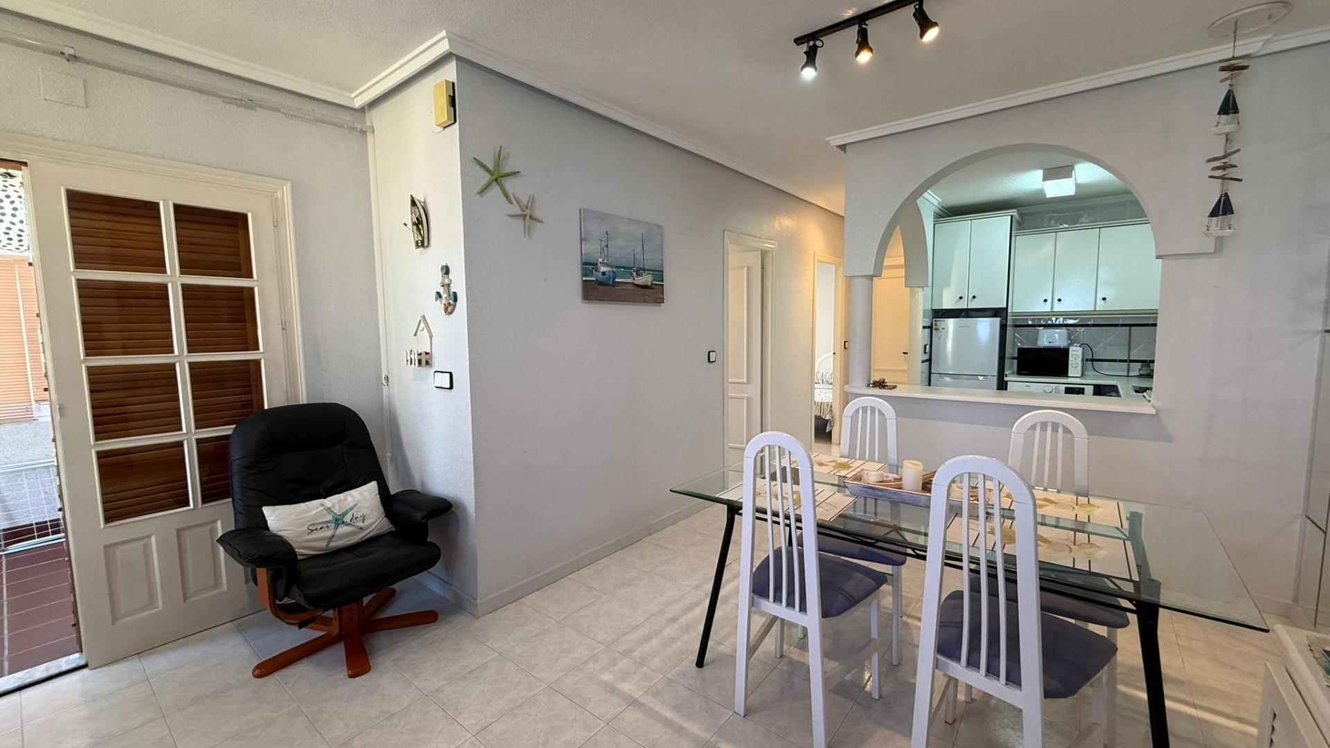 Dining area in bungalow for sale in Torrevieja