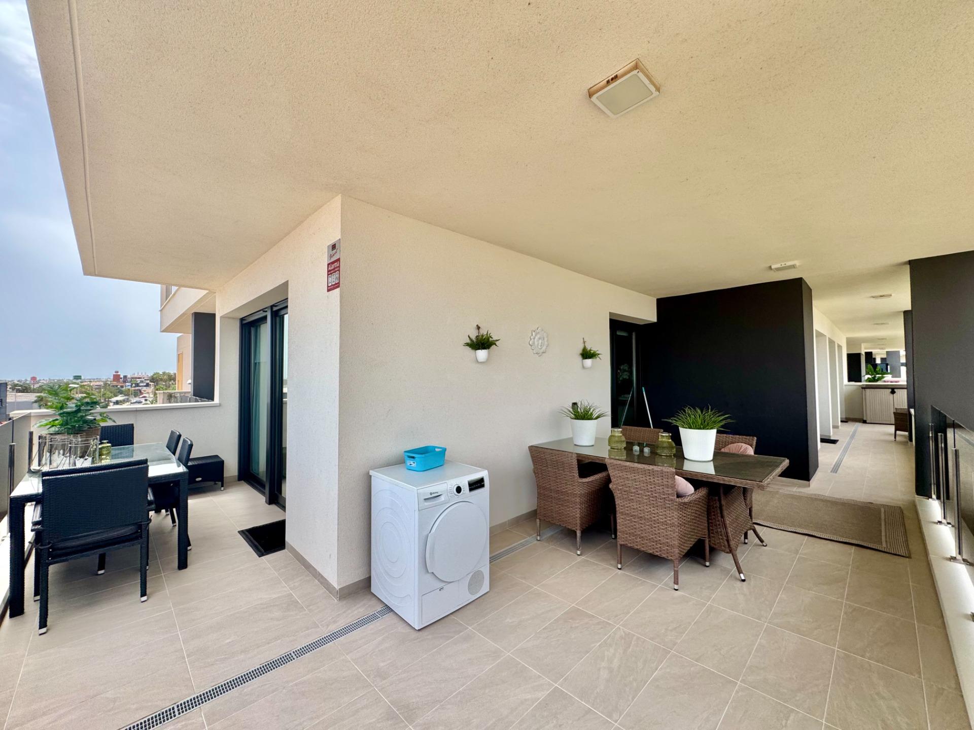 Kitchen in apartment for sale in Orihuela Costa