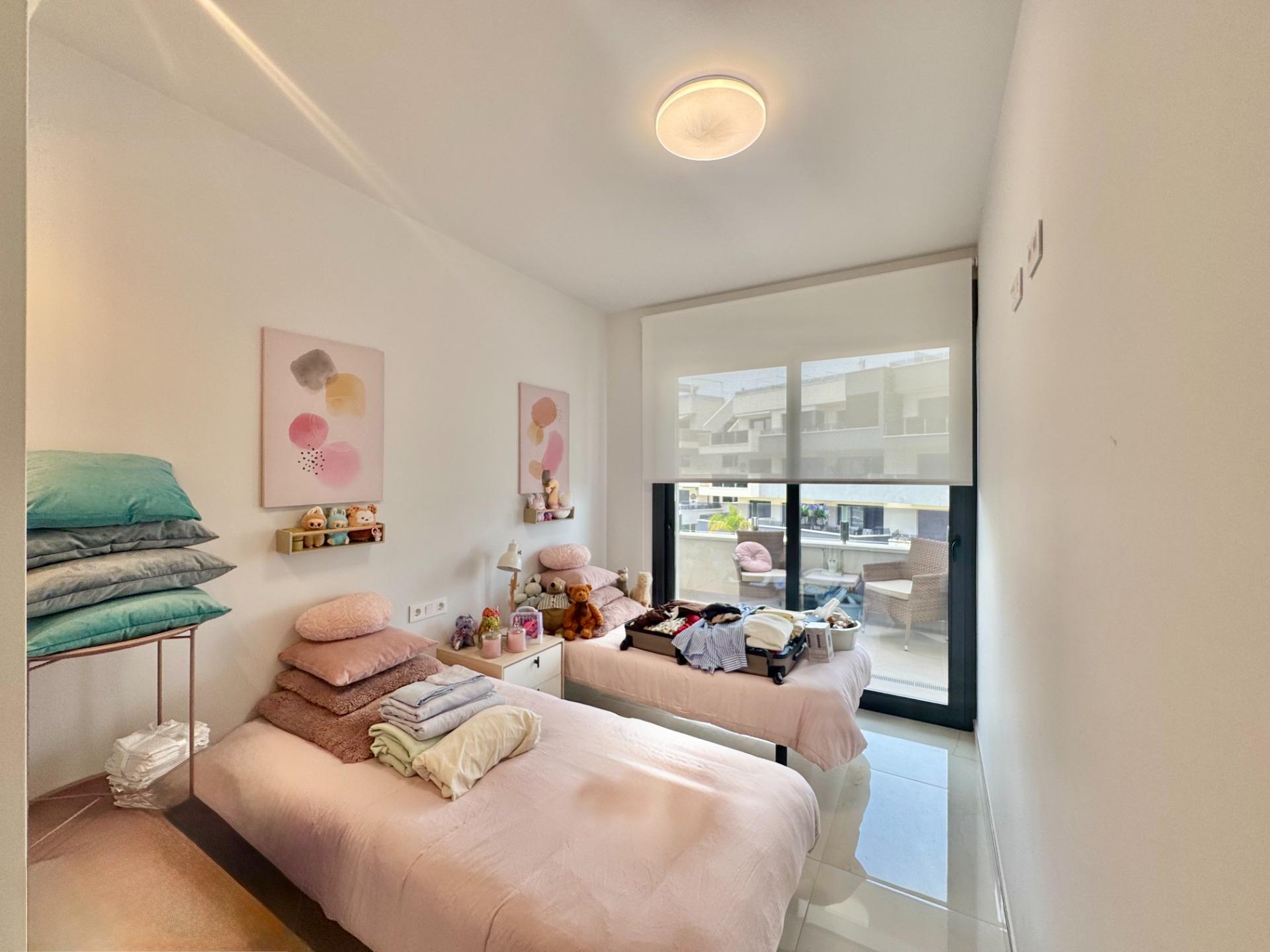 Dining area in apartment for sale in Orihuela Costa