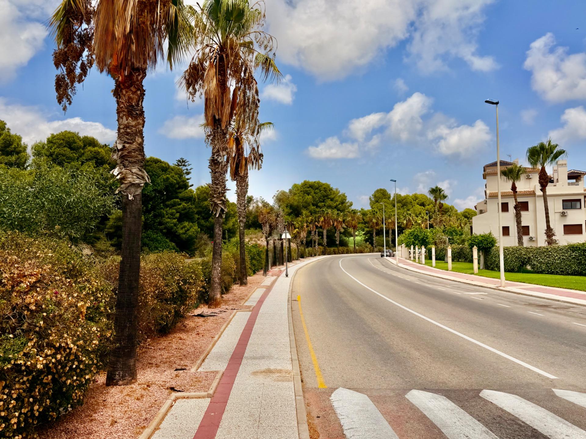 Bedroom in apartment for sale in Orihuela Costa