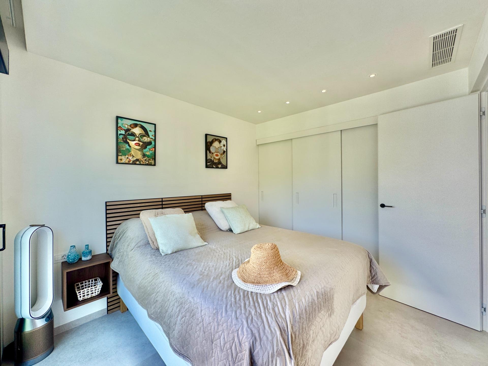 Living room in apartment for sale in Orihuela