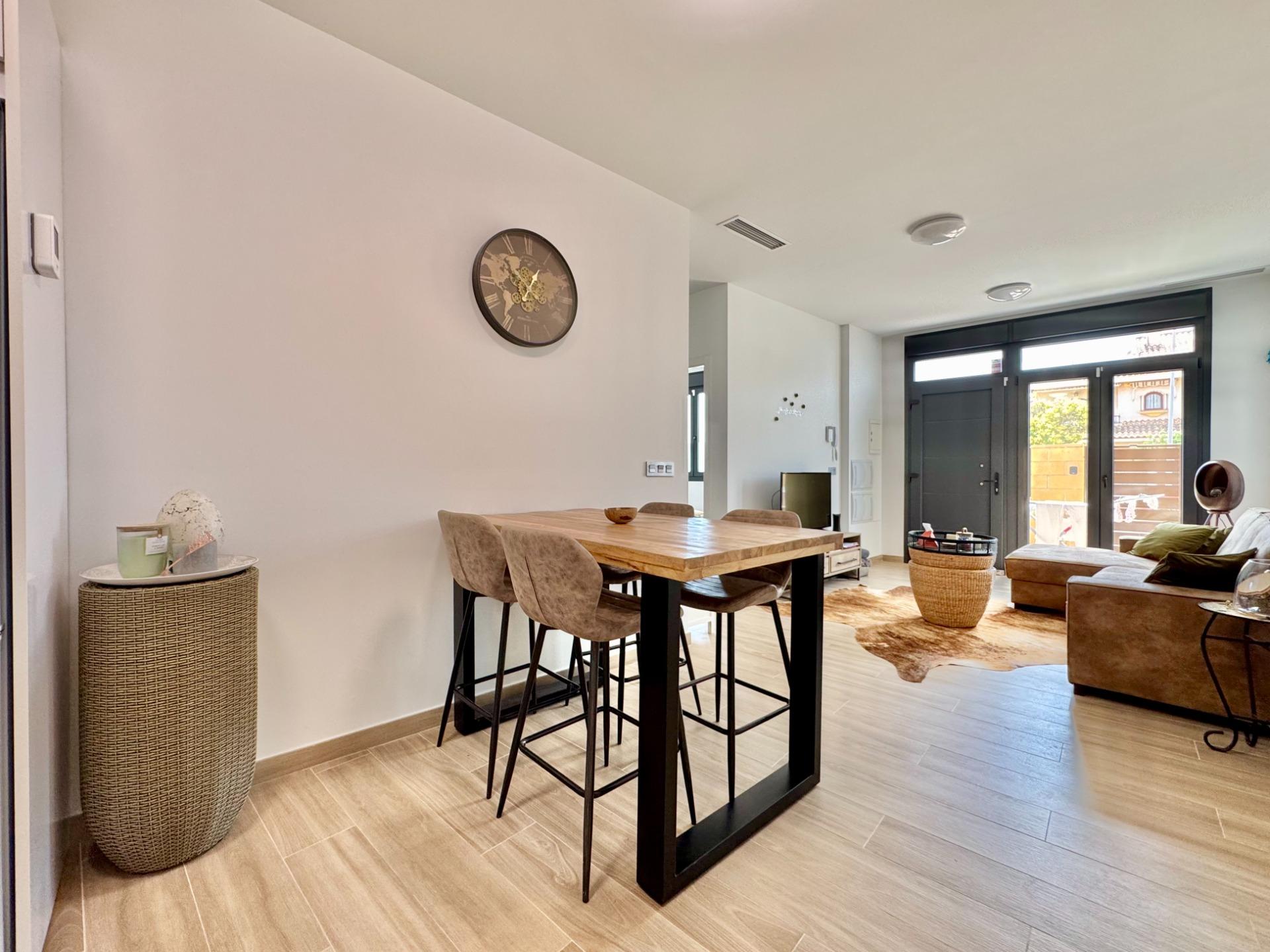 Bathroom in apartment for sale in Santiago de la Ribera