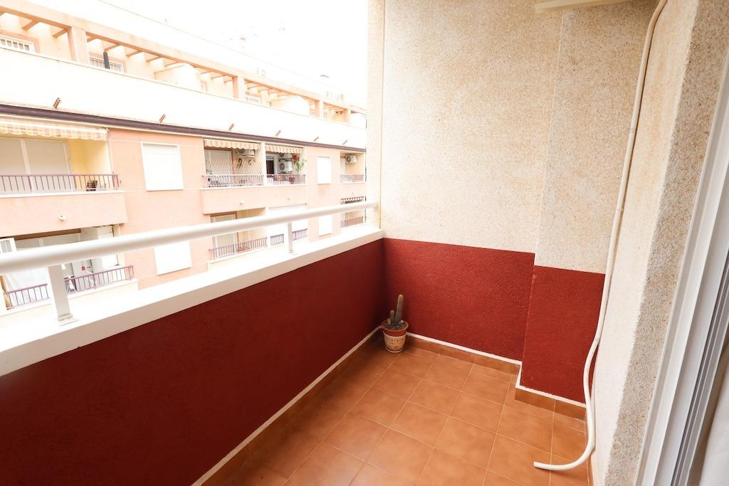 Terrace in apartment for sale in Torrevieja