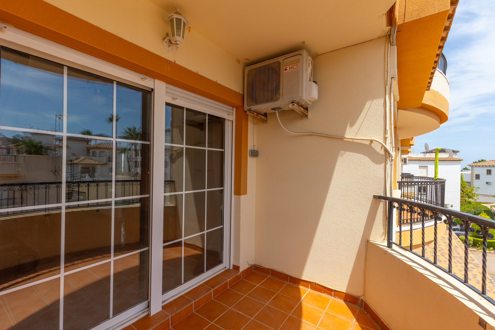 Living room in apartment for sale in Orihuela