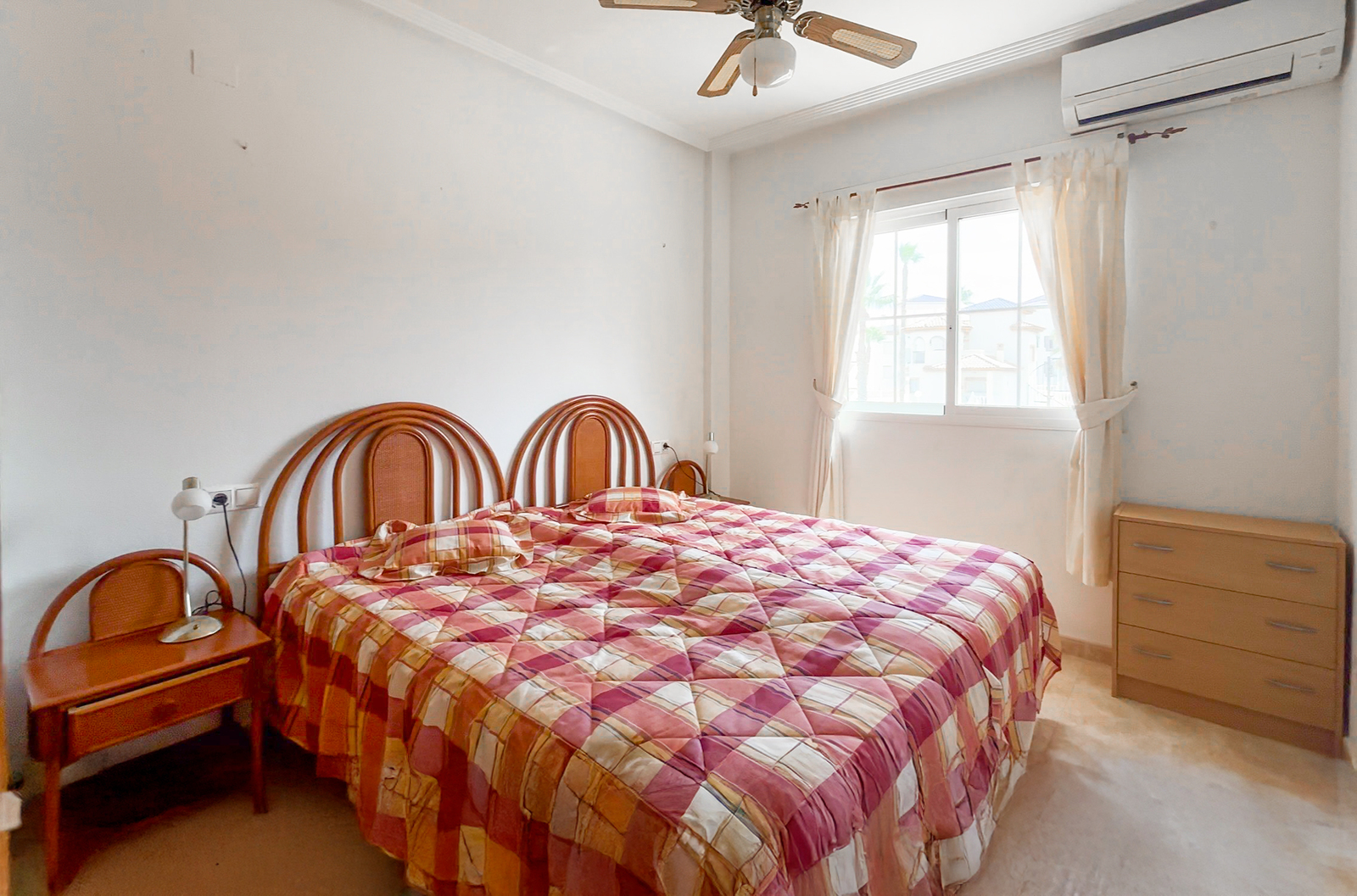 Dining area in apartment for sale in Orihuela