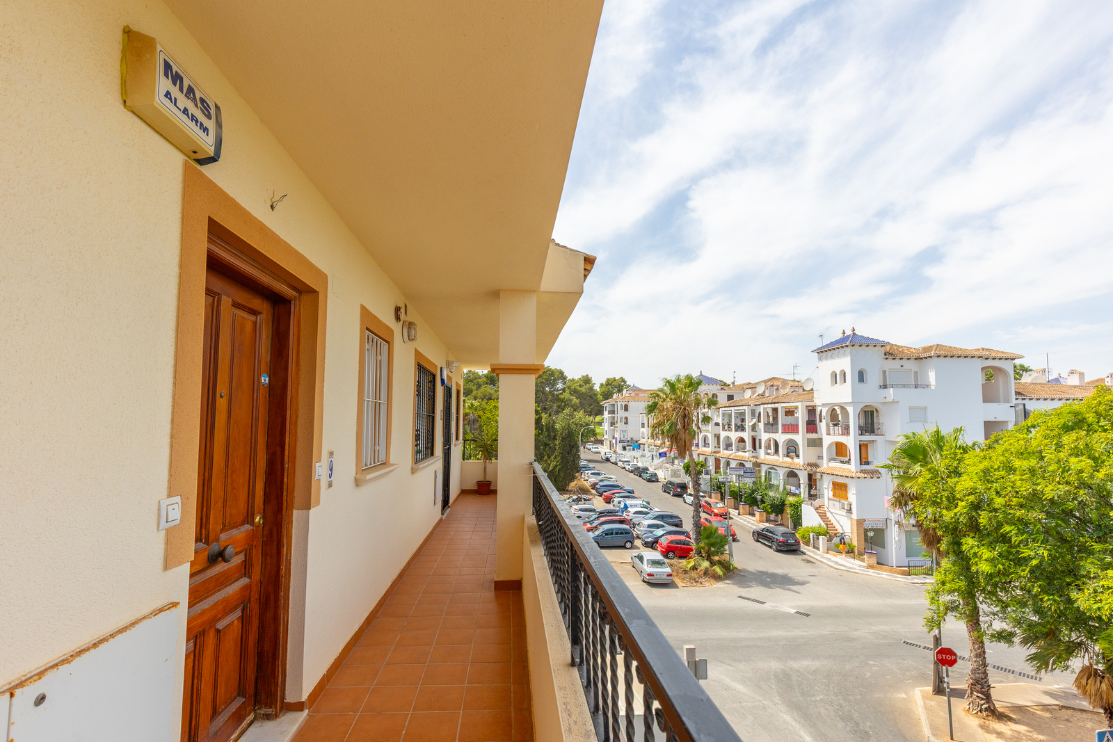 Bedroom in apartment for sale in Orihuela