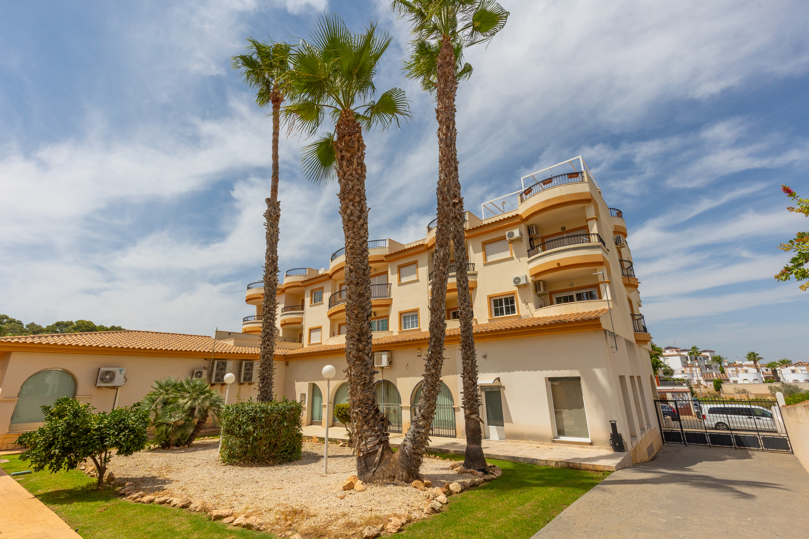 Living room in apartment for sale in Orihuela