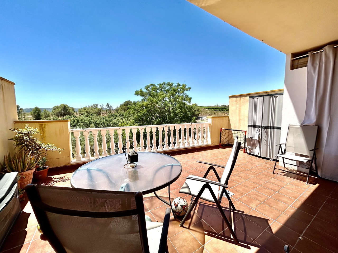 Bedroom in apartment for sale in Torremendo