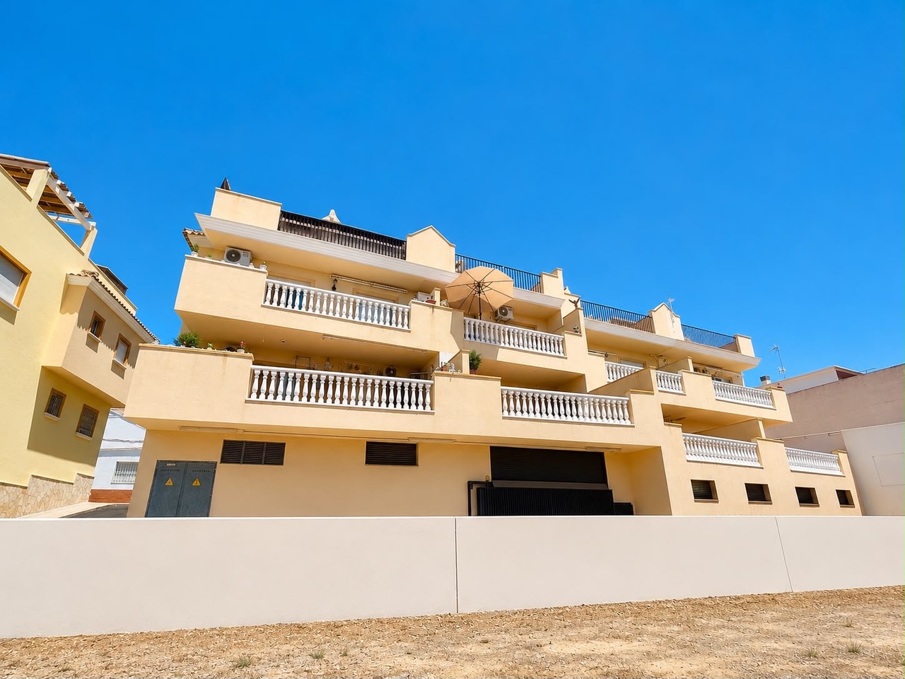 Bathroom in apartment for sale in Torremendo