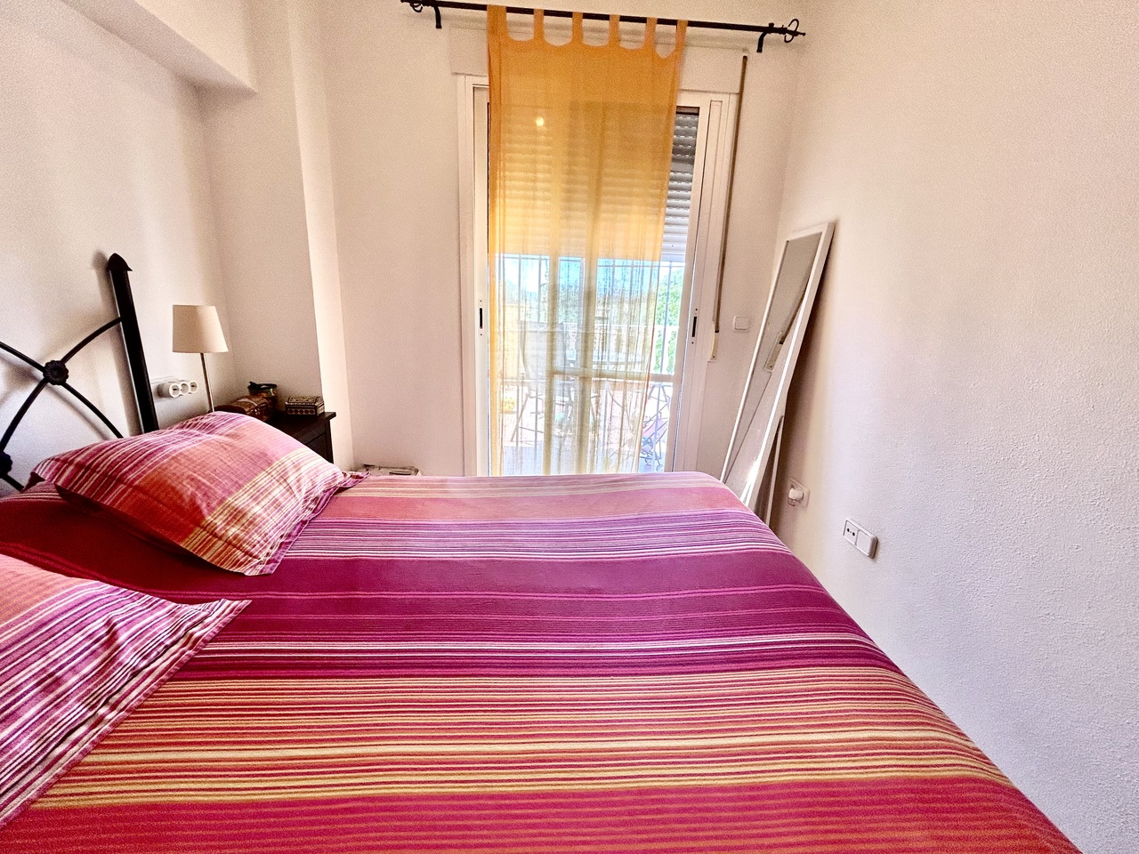 Bedroom in apartment for sale in Torremendo