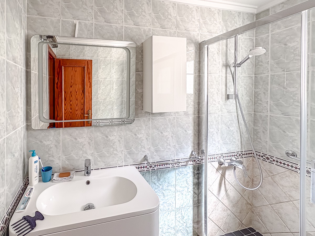 Terrace in apartment for sale in Torrevieja