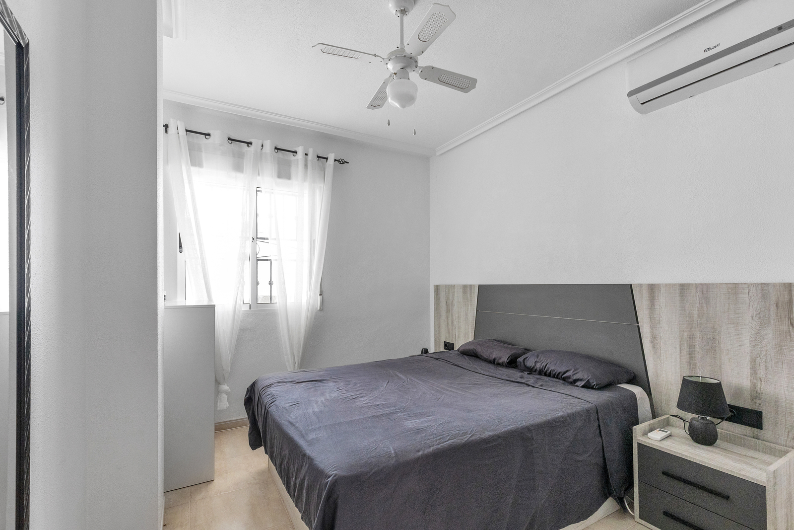 Kitchen in apartment for sale in Orihuela Costa