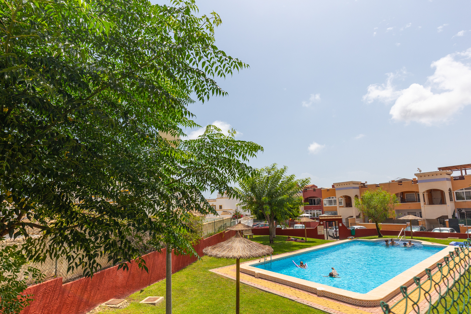 Bedroom in apartment for sale in Orihuela Costa
