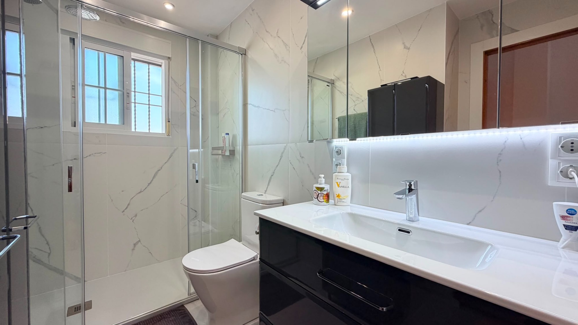 Master bedroom in terraced for sale in Cabo Roig