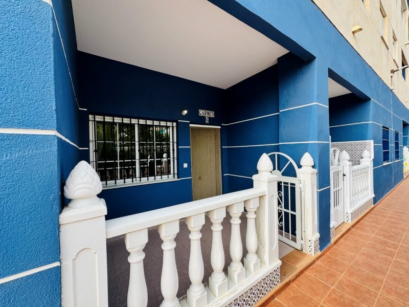 Bedroom in apartment for sale in La Mata