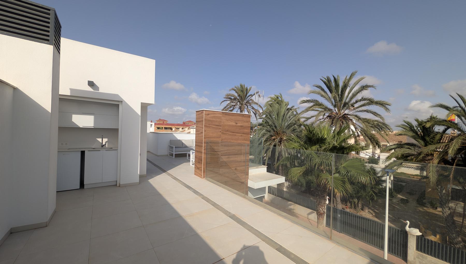 Pool area in villa for sale in Santiago de la Ribera