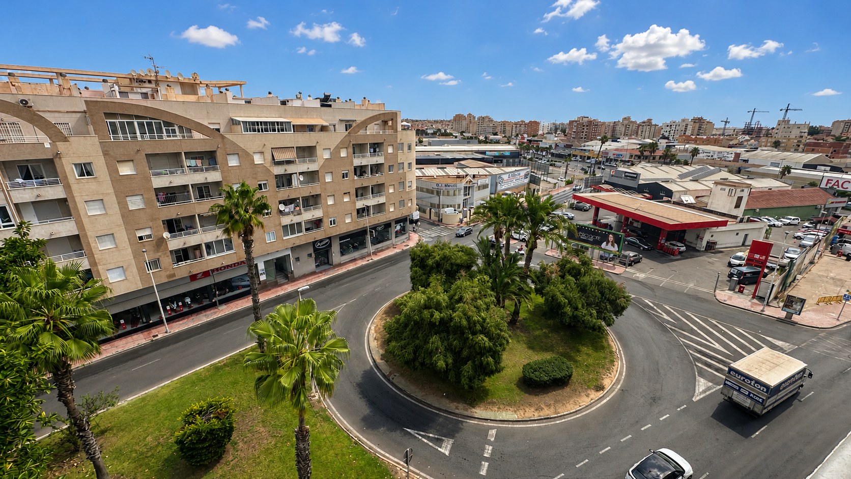 Terrace in apartment for sale in Torrevieja