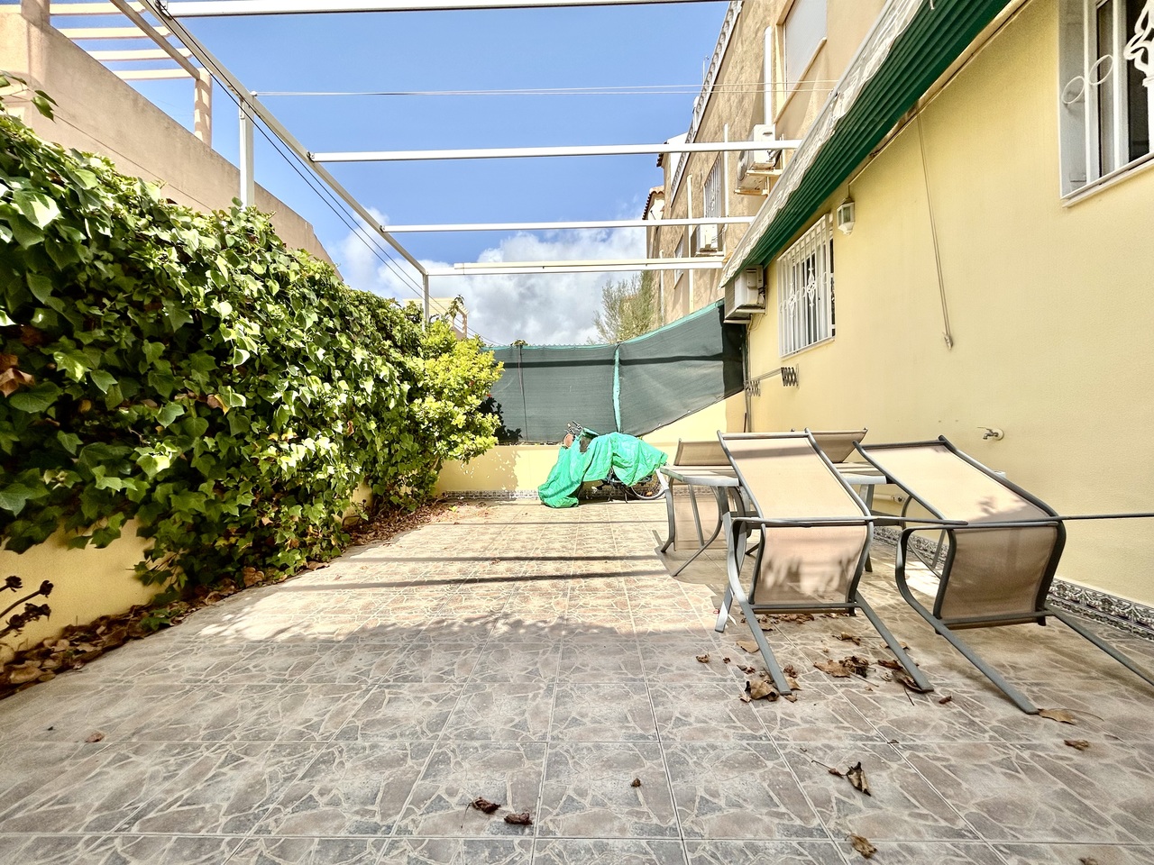 Living room in apartment for sale in La Zenia
