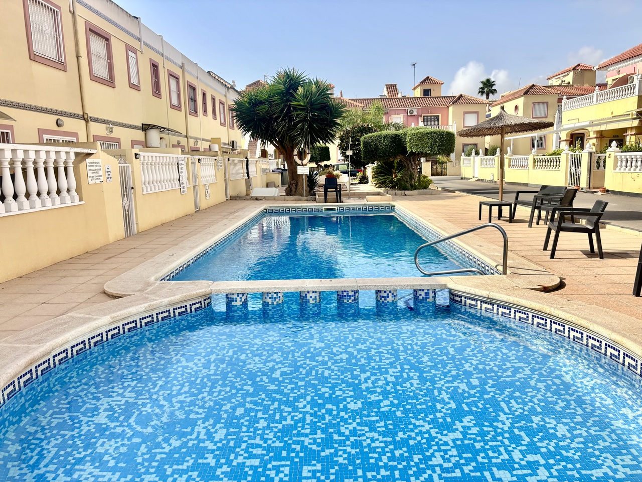 Garden in apartment for sale in La Zenia