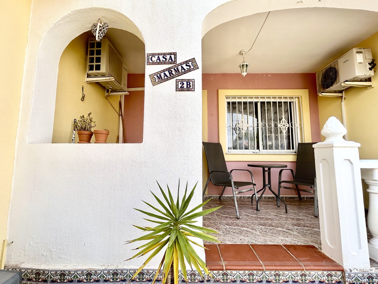 Living room in apartment for sale in La Zenia