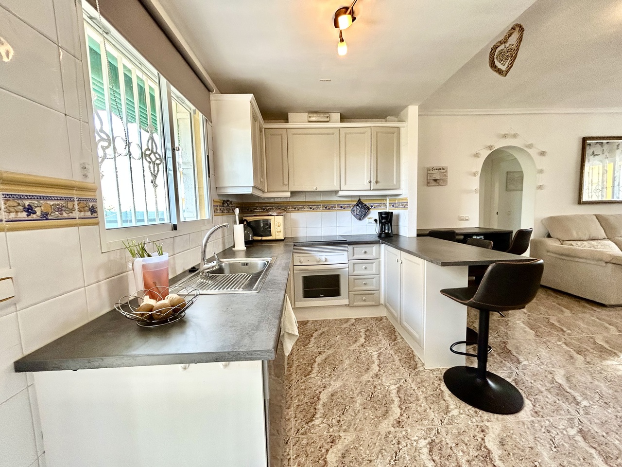 Bedroom in apartment for sale in La Zenia