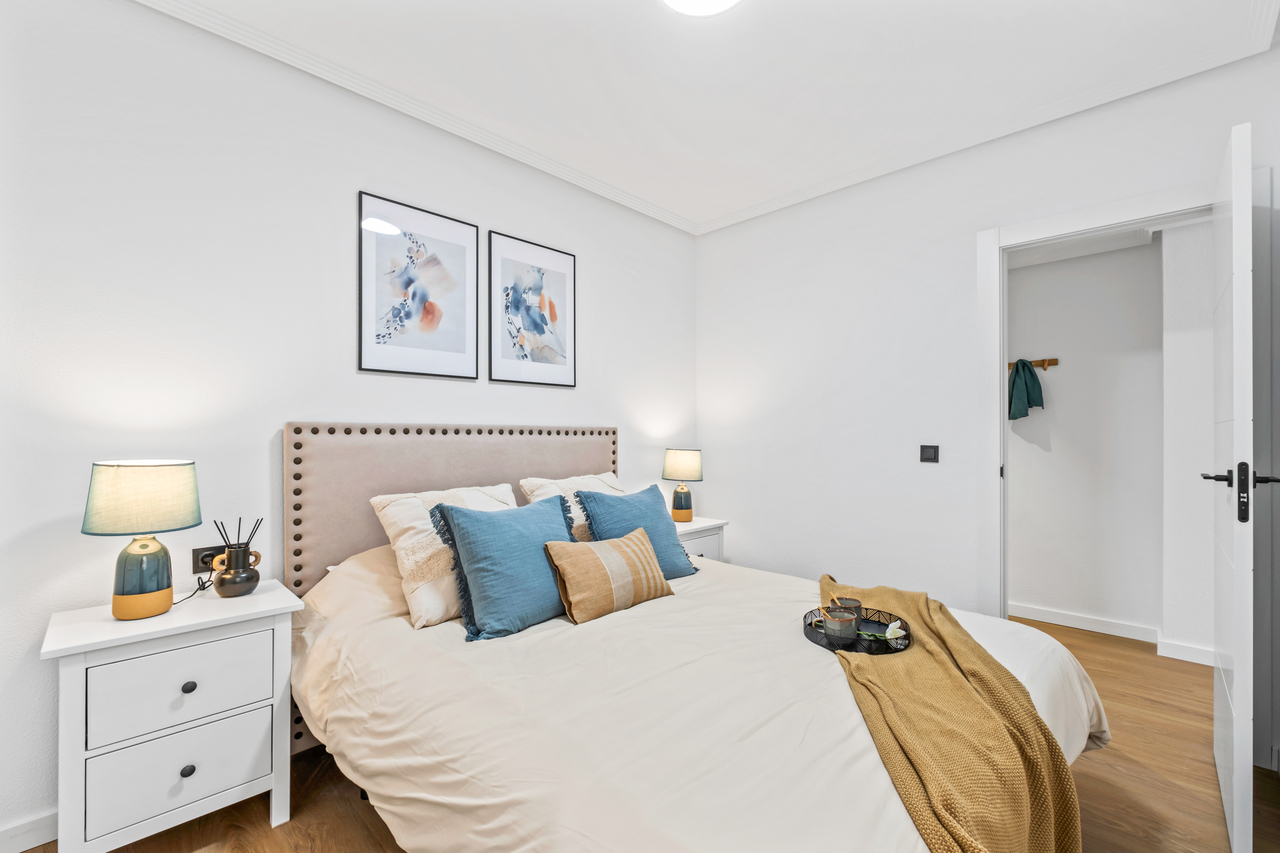 Bathroom in apartment for sale in Playa Flamenca