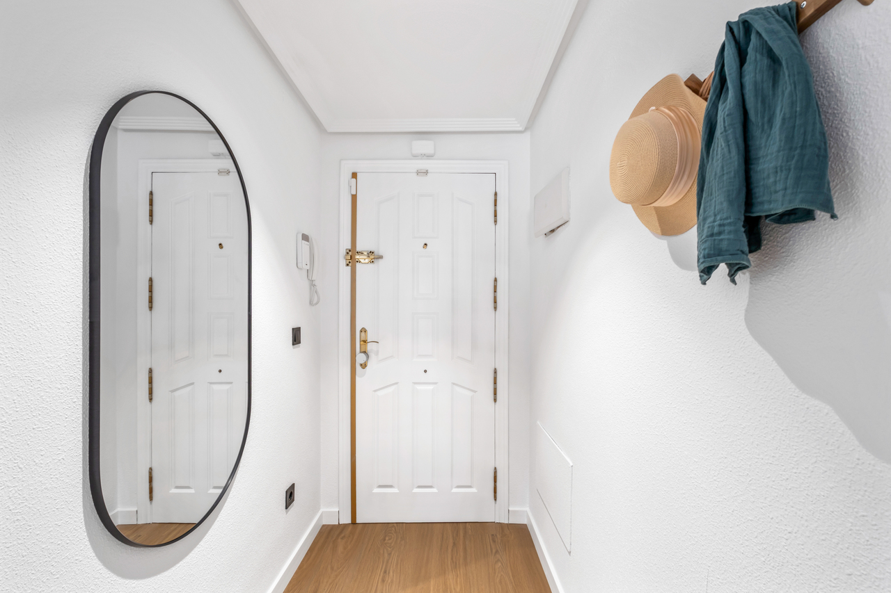 Bathroom in apartment for sale in Playa Flamenca