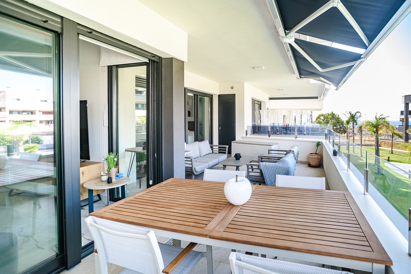 Terrace in apartment for sale in Playa Flamenca