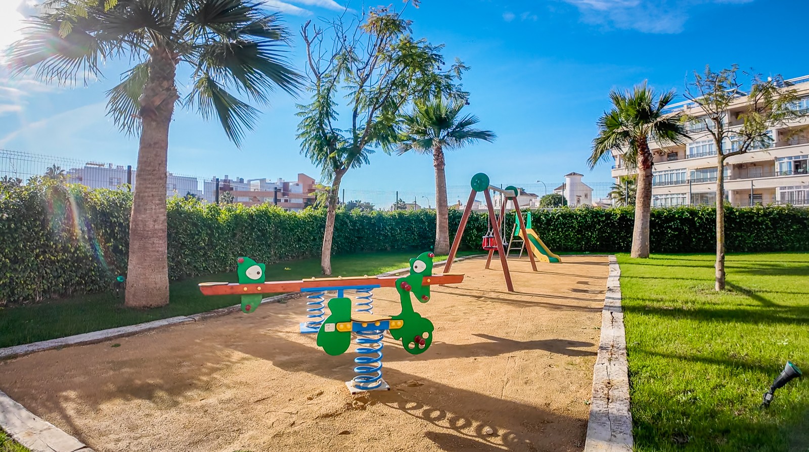 Bedroom in apartment for sale in Playa Flamenca