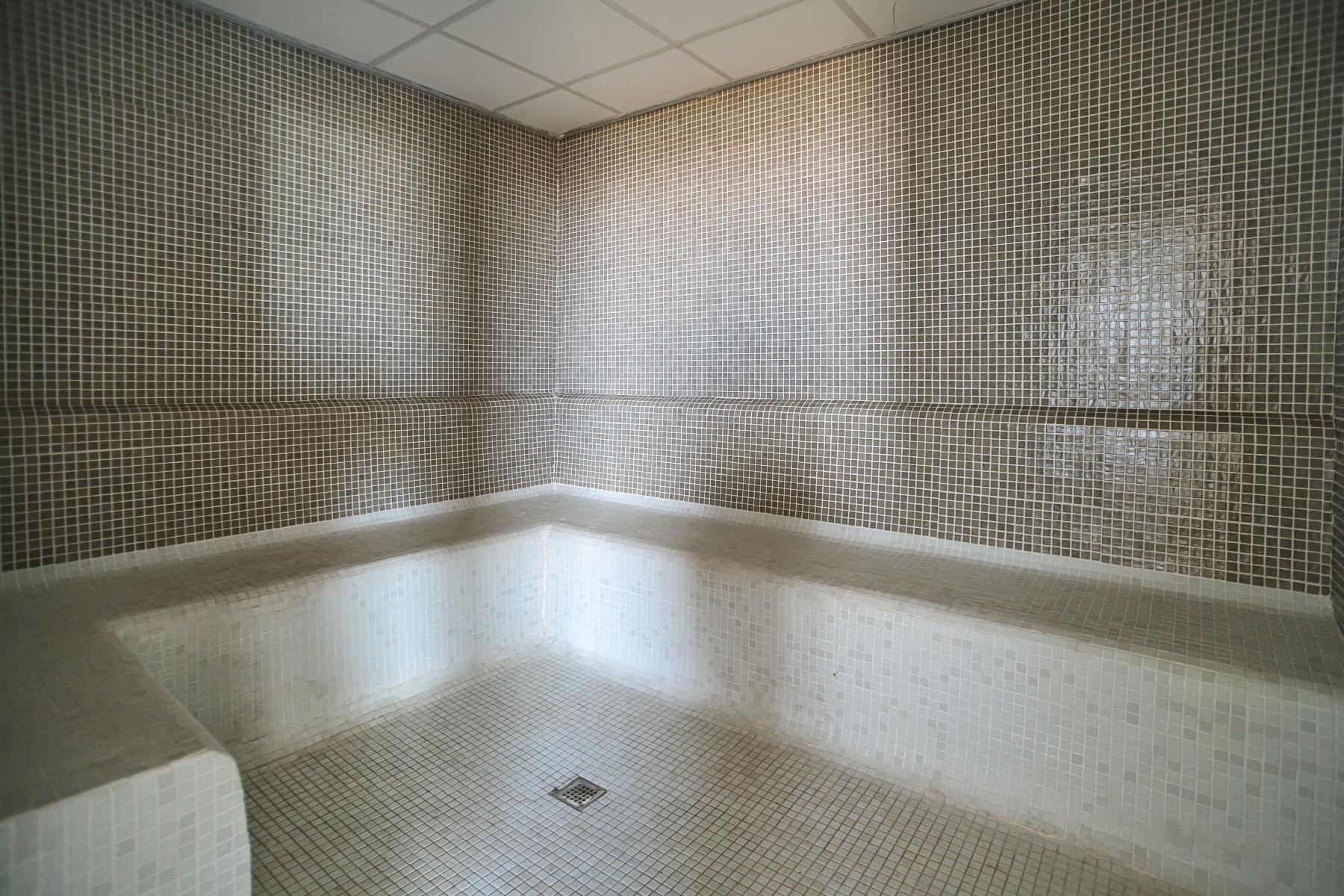 Master bedroom in apartment for sale in Cartagena