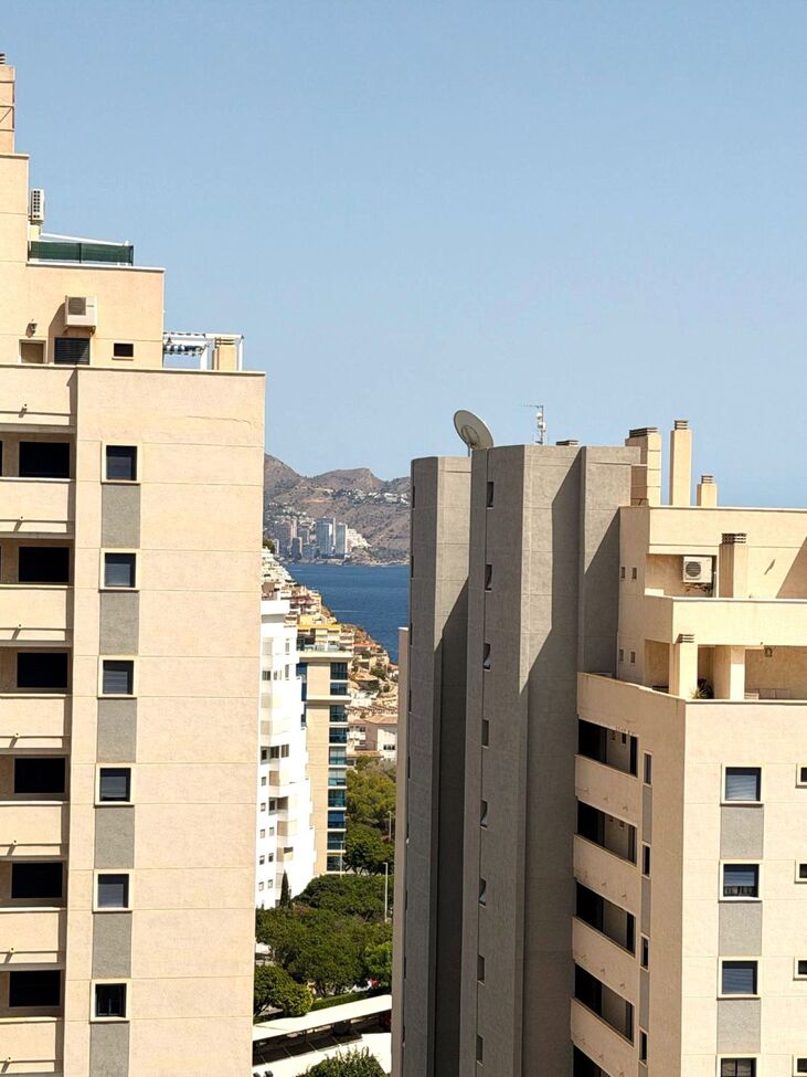 Master bedroom in apartment for sale in Villajoyosa