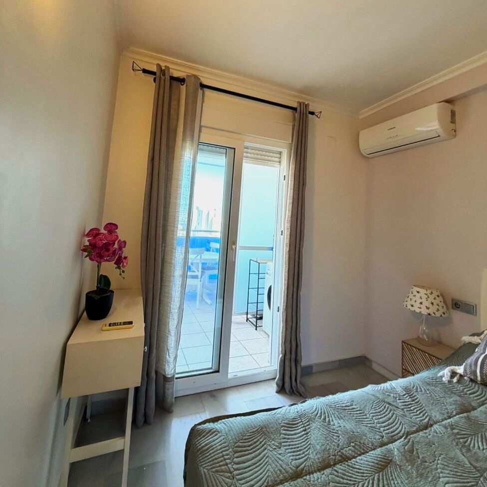 Pool area in apartment for sale in Villajoyosa