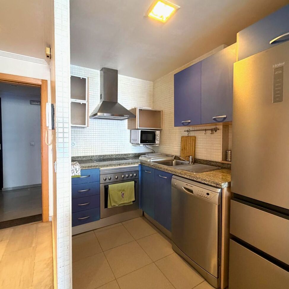 Bedroom in apartment for sale in Villajoyosa