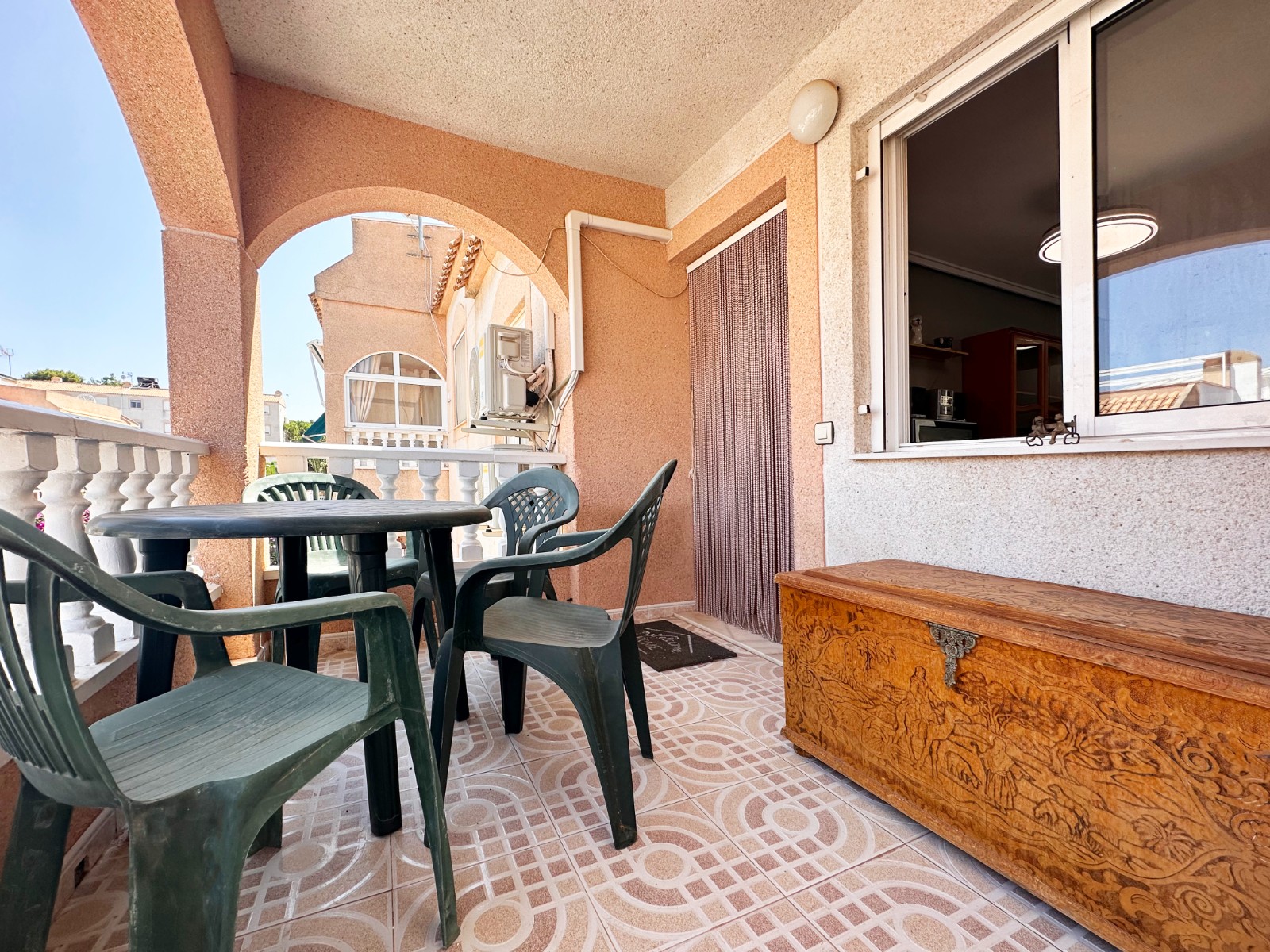 Garden in bungalow for sale in Torrevieja