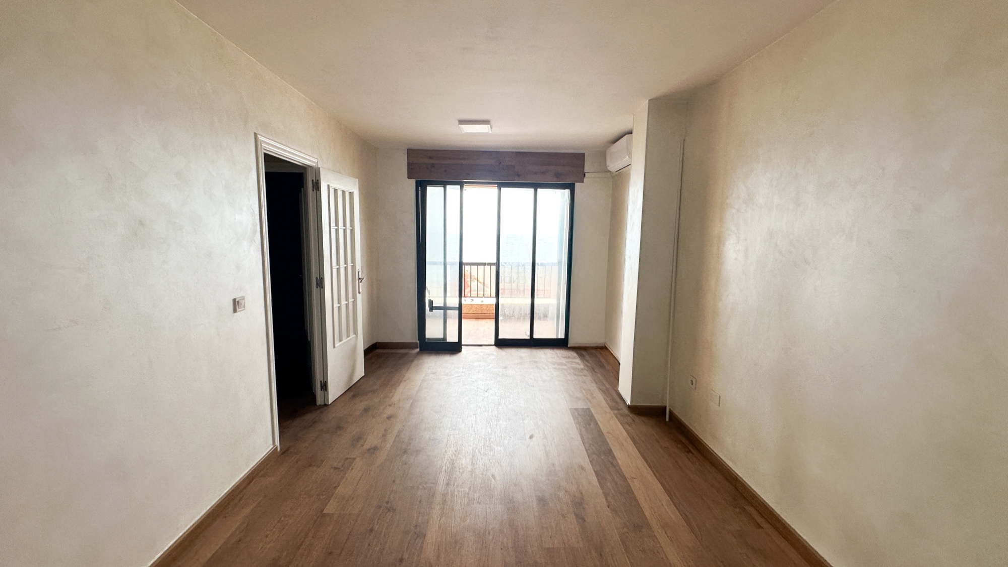 Terrace in apartment for sale in Torrevieja