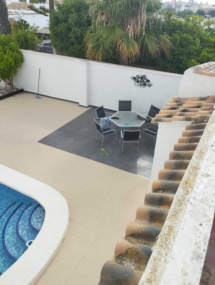 Master bedroom in villa for sale in Cabo Roig