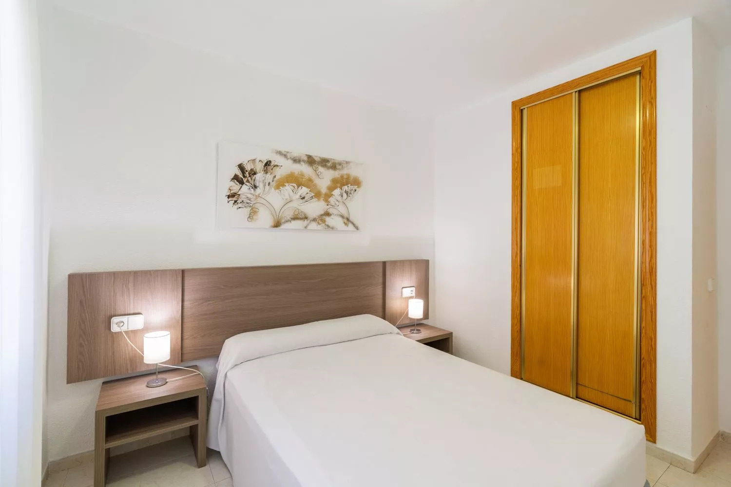 Pool area in bungalow for sale in Calpe