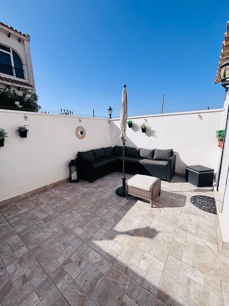 Master bedroom in terraced for sale in Villamartin
