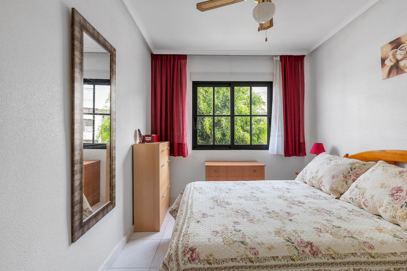 Kitchen in apartment for sale in Torrevieja