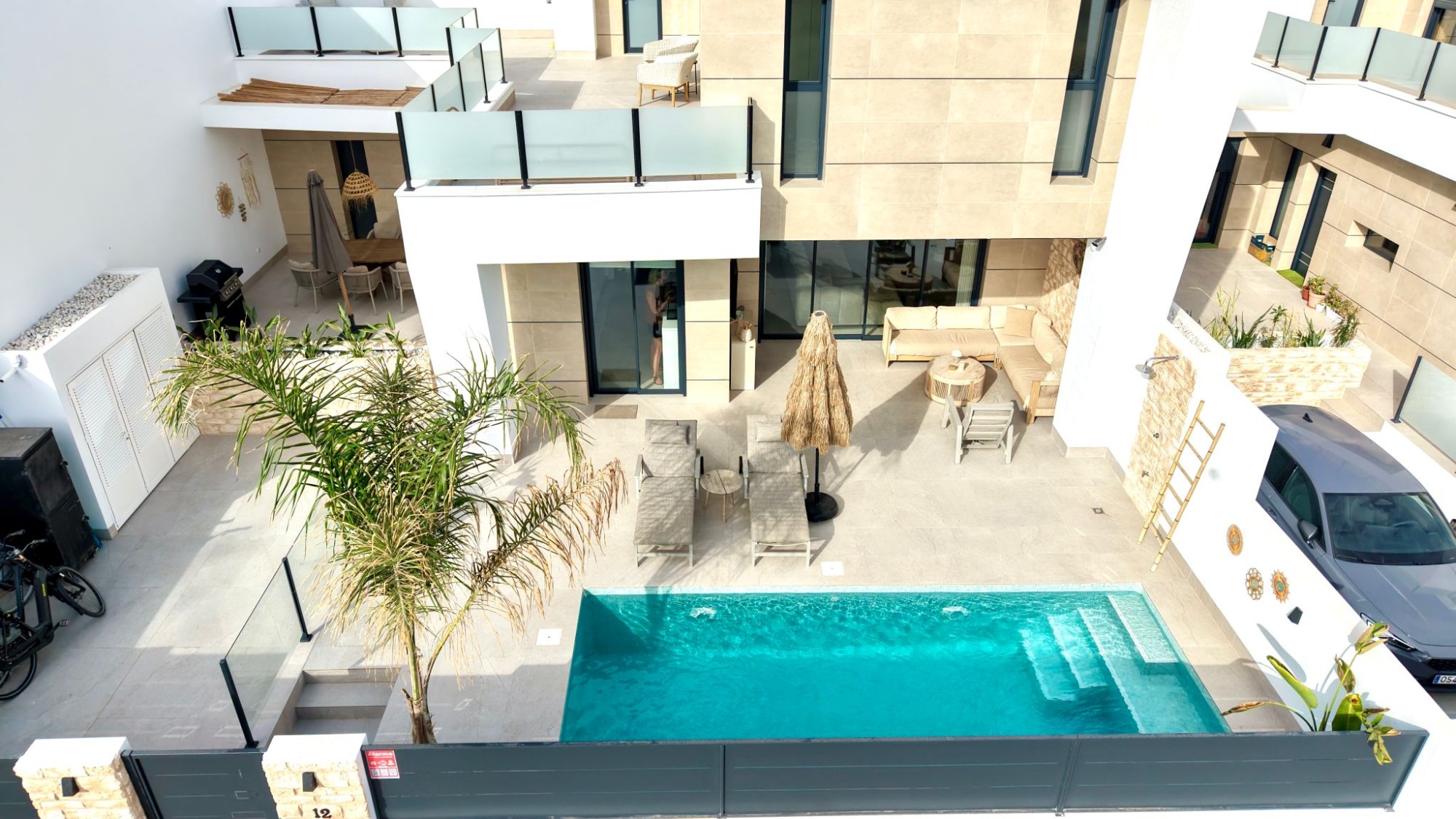 Terrace in villa for sale in Dolores