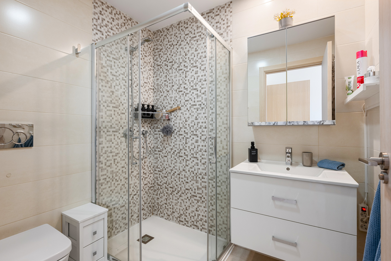 Kitchen in apartment for sale in Cabo Roig