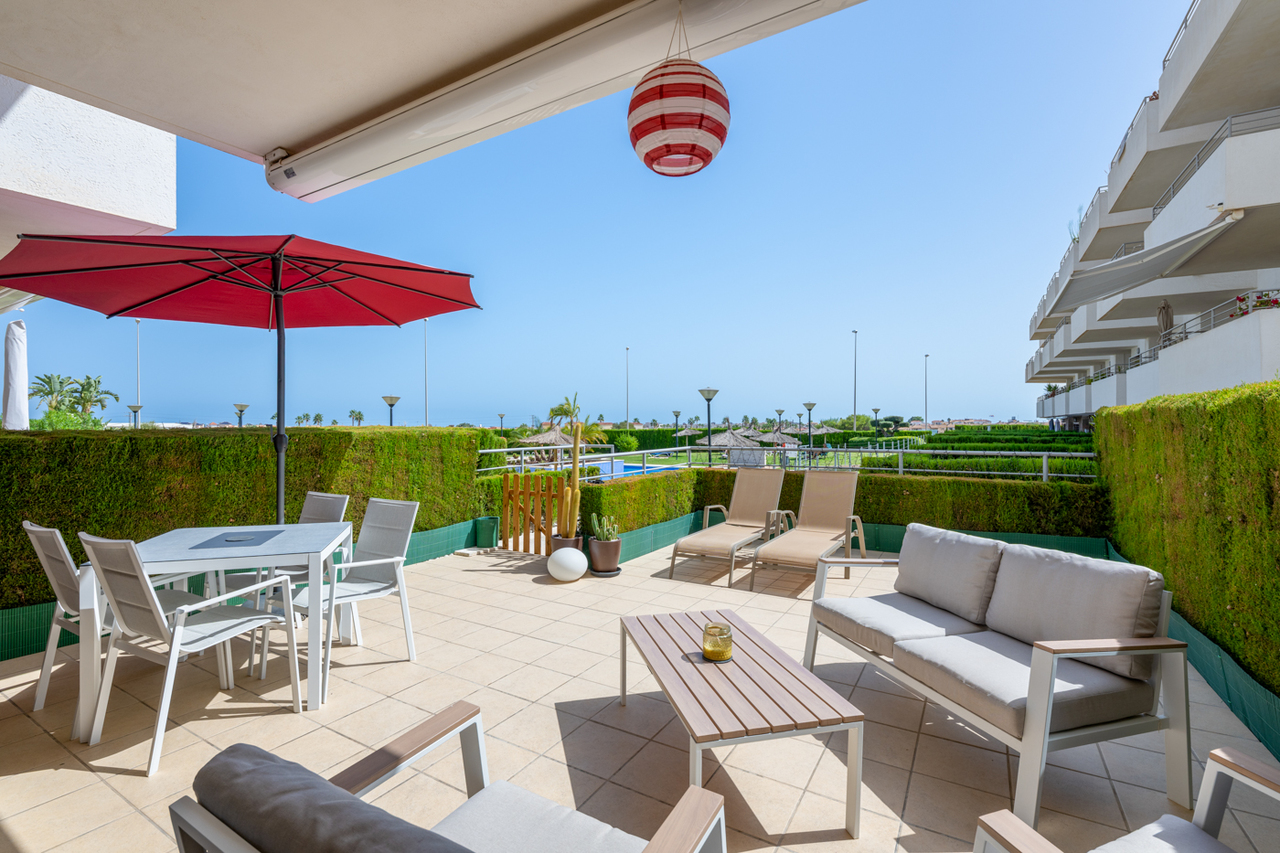 Garden in apartment for sale in Cabo Roig