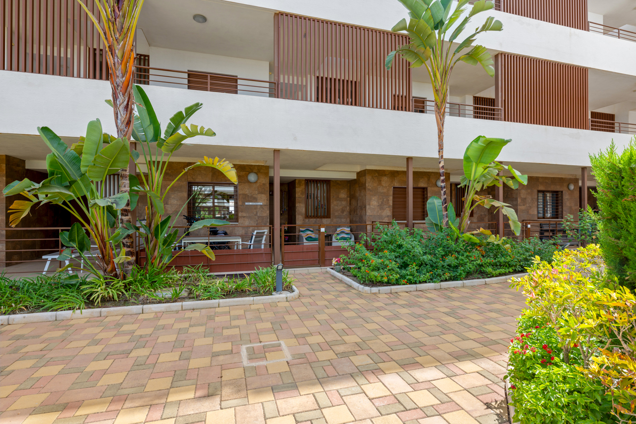 Dining area in apartment for sale in Cabo Roig