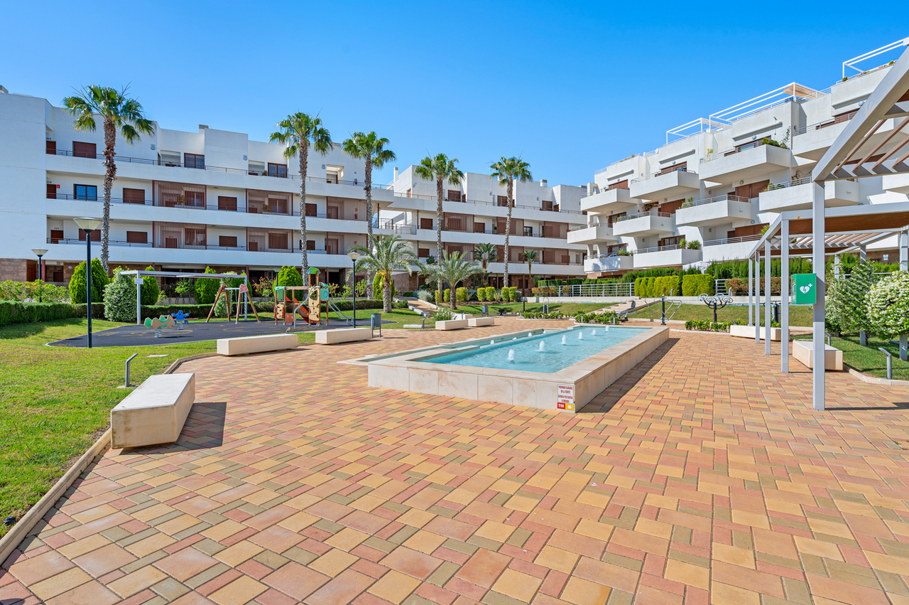 Living room in apartment for sale in Cabo Roig