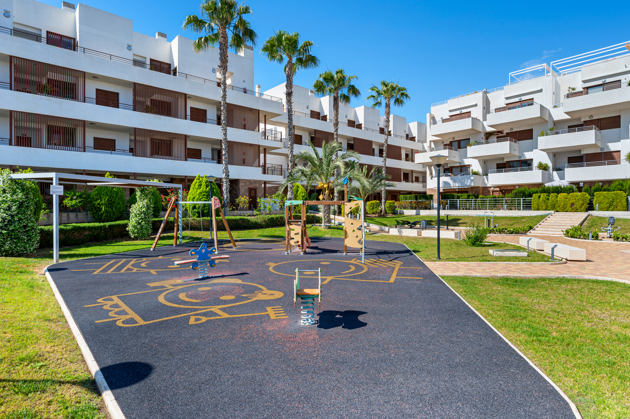 Bathroom in apartment for sale in Cabo Roig