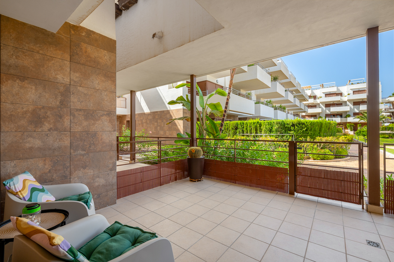 Terrace in apartment for sale in Cabo Roig