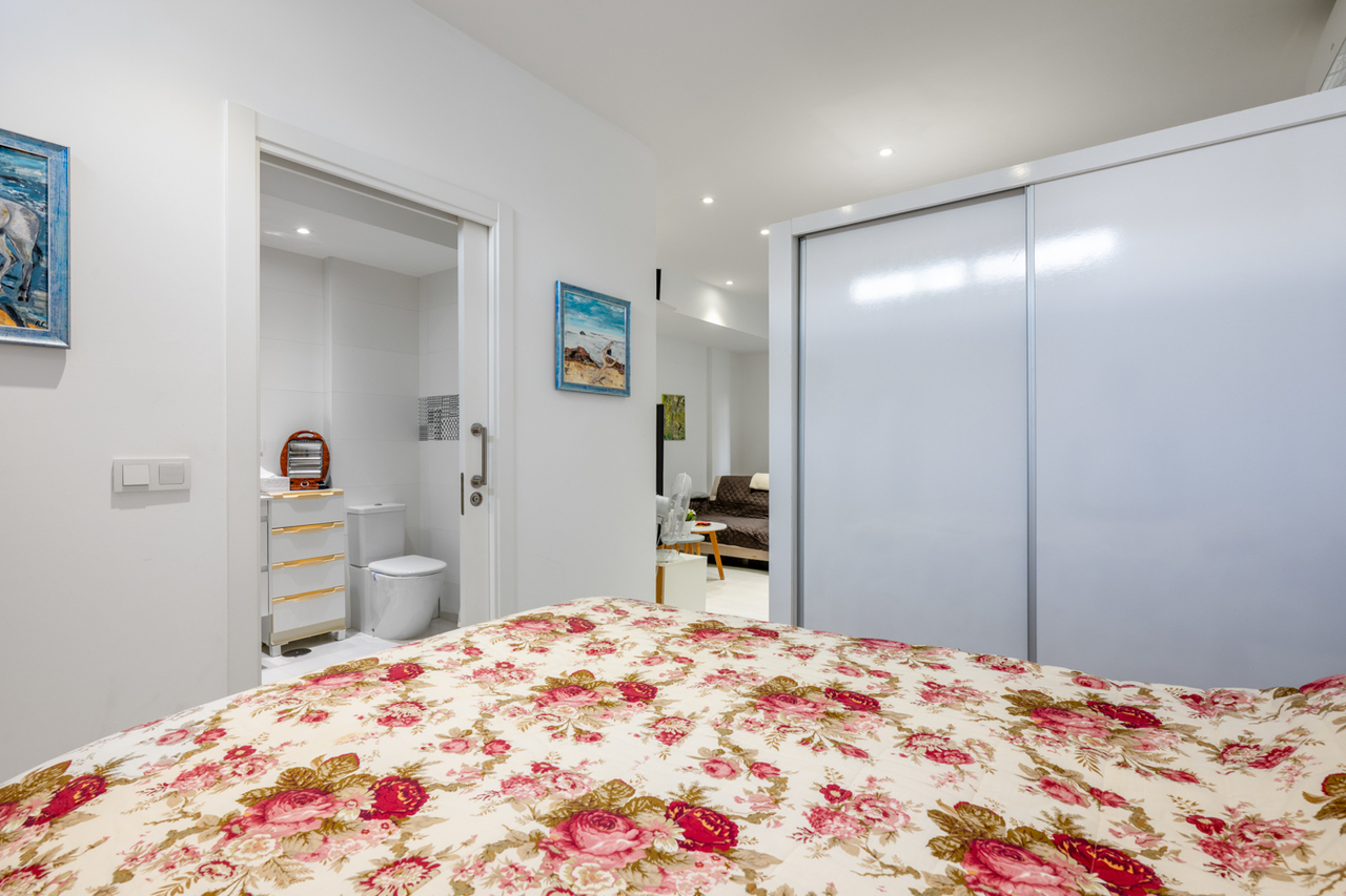 Bathroom in terraced for sale in Torrevieja