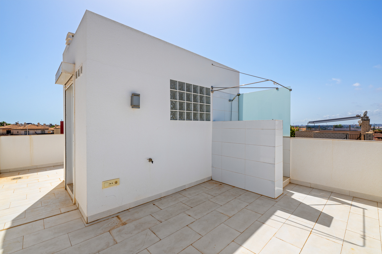 Garden in terraced for sale in Torrevieja