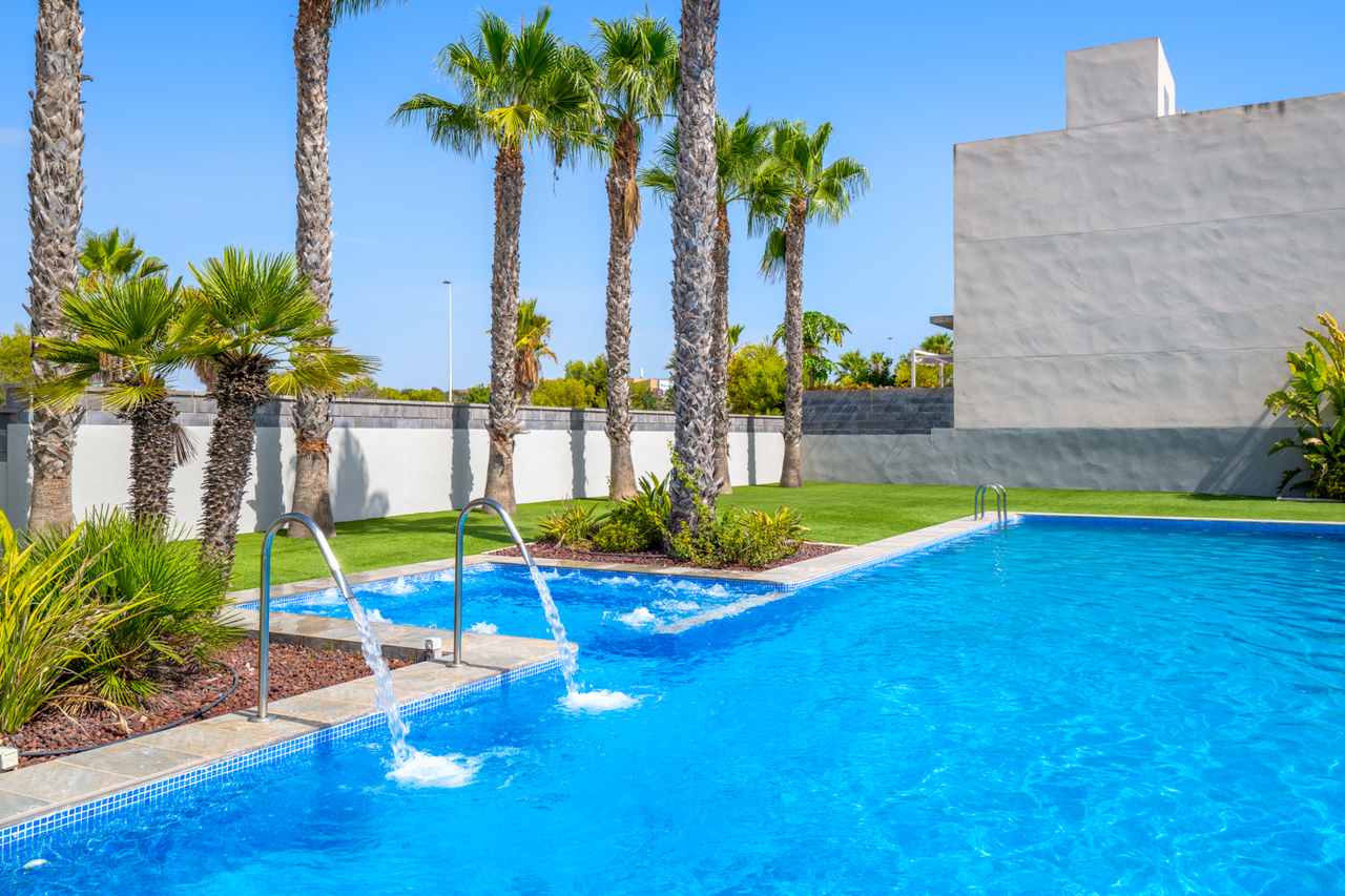 Bathroom in terraced for sale in Torrevieja